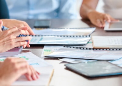 Predictable Cost Control: Comparing Outsourced Accounting Tiers for Startups